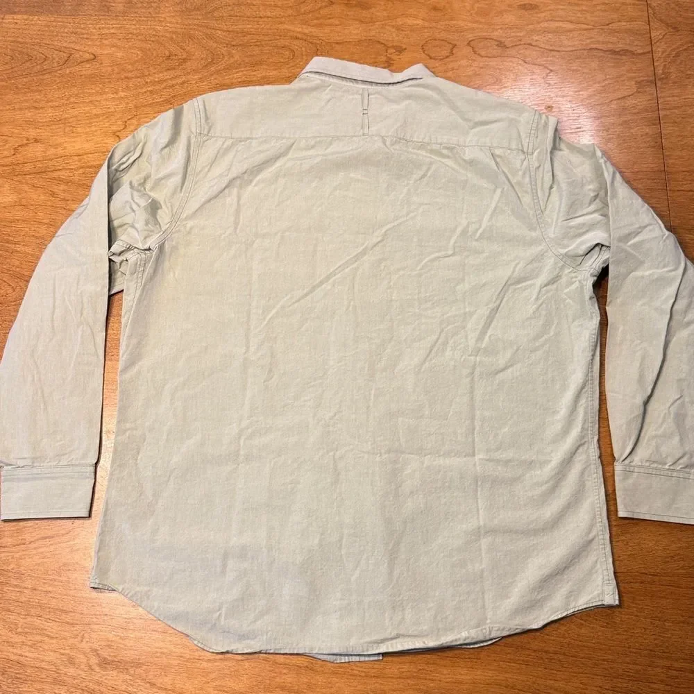 Banana Republic Men's Sage Button Down Shirt